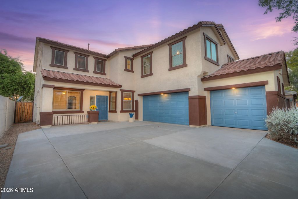 Image 2 of property listing at 20826 N MADELINE Street, Maricopa, AZ 85138