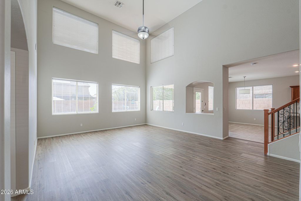 Image 8 of property listing at 20826 N MADELINE Street, Maricopa, AZ 85138