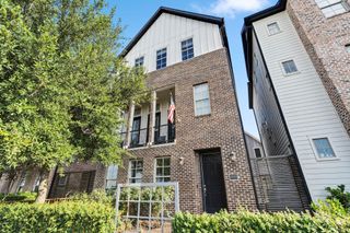 8670 Emnora Lane, Houston, TX 77080