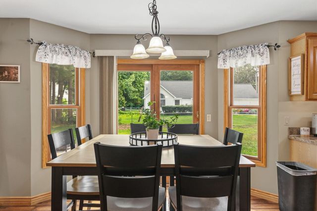 15250 Hofma Drive, Grand Haven, MI 49417