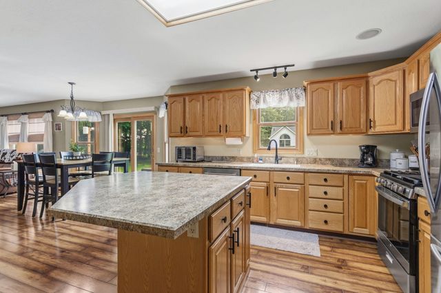 15250 Hofma Drive, Grand Haven, MI 49417