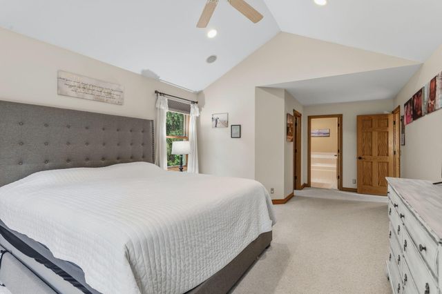 15250 Hofma Drive, Grand Haven, MI 49417