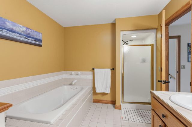 15250 Hofma Drive, Grand Haven, MI 49417