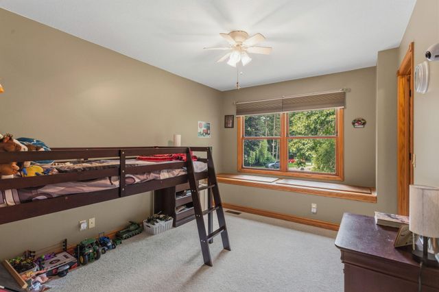 15250 Hofma Drive, Grand Haven, MI 49417