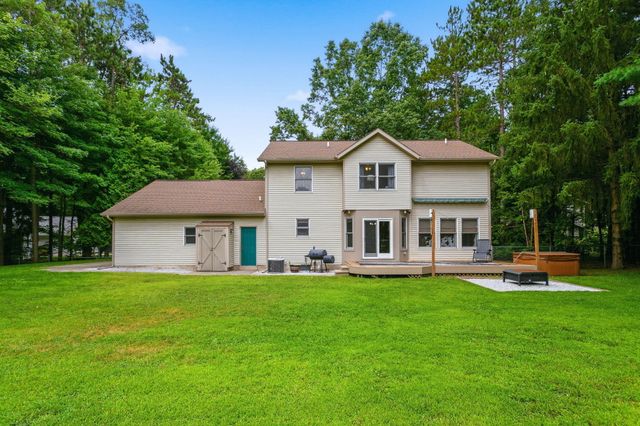 15250 Hofma Drive, Grand Haven, MI 49417