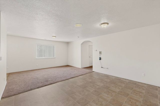 2306 Wilma Road NW, Albuquerque, NM 87104