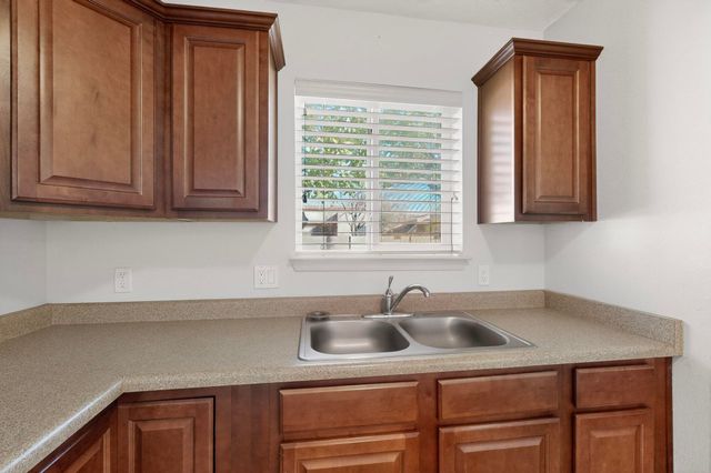 2306 Wilma Road NW, Albuquerque, NM 87104