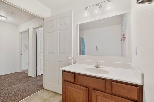 2306 Wilma Road NW, Albuquerque, NM 87104