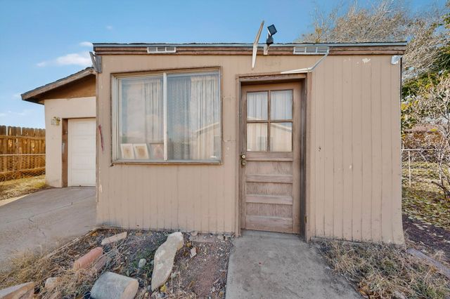 2306 Wilma Road NW, Albuquerque, NM 87104