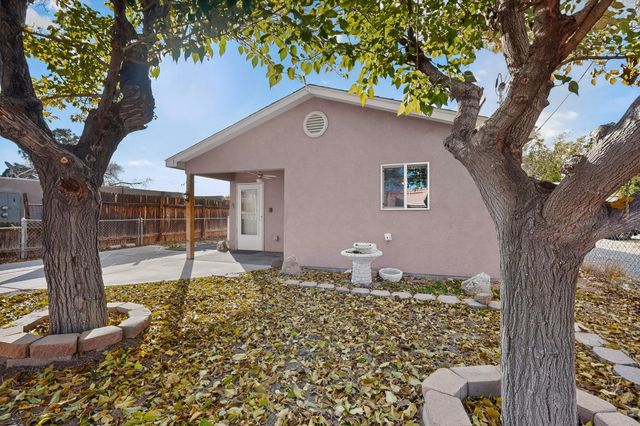 2306 Wilma Road NW, Albuquerque, NM 87104