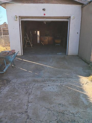 2306 Wilma Road NW, Albuquerque, NM 87104