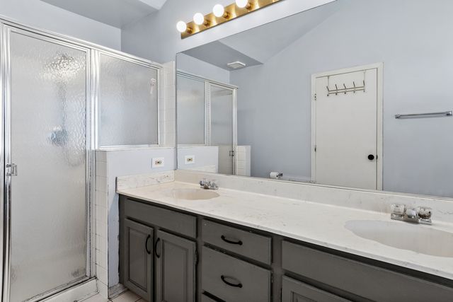 909 Brompton Circle, Bolingbrook, IL 60440