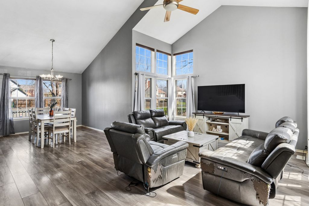 909 Brompton Circle, Bolingbrook, IL 60440 — photo 2