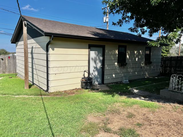 205 Houston Street, Borger, TX 79007