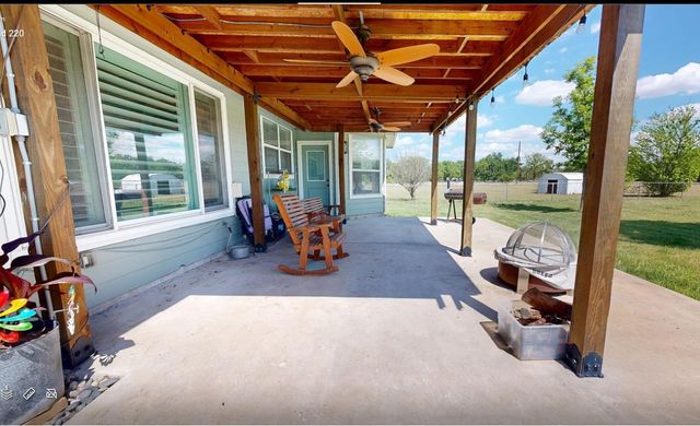 913 County Road 220, Florence, TX 76527