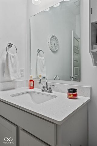 1046 Elmwood Lane, Greenwood, IN 46143