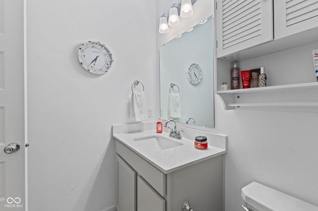 1046 Elmwood Lane, Greenwood, IN 46143