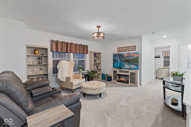 1046 Elmwood Lane, Greenwood, IN 46143