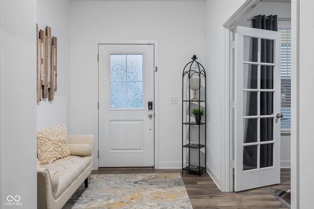 1046 Elmwood Lane, Greenwood, IN 46143