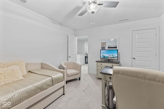 1046 Elmwood Lane, Greenwood, IN 46143