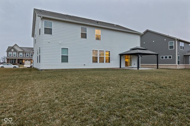 1046 Elmwood Lane, Greenwood, IN 46143