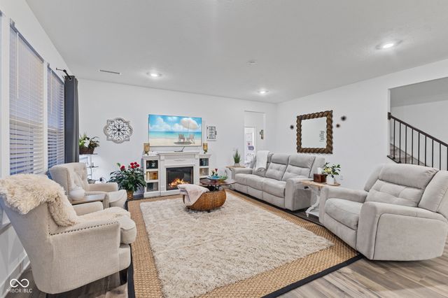 1046 Elmwood Lane, Greenwood, IN 46143