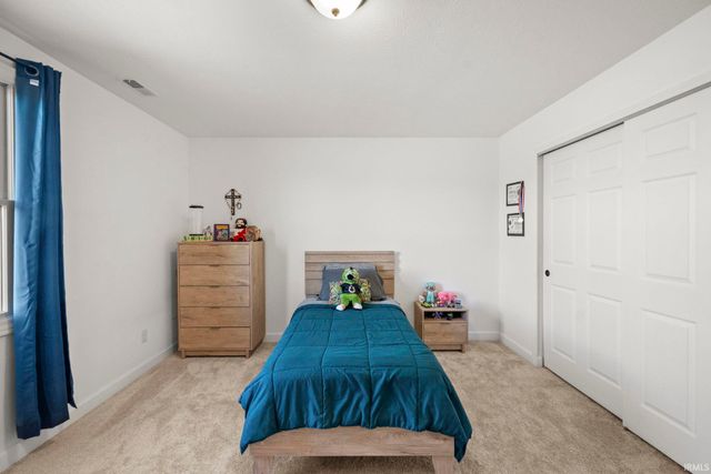 6036 W Turtle Hill Court, Frankfort, IN 46041