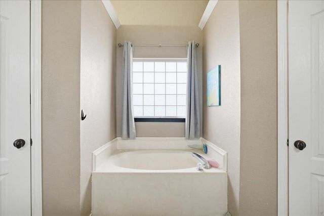 1931 77th Place, Lubbock, TX 79423