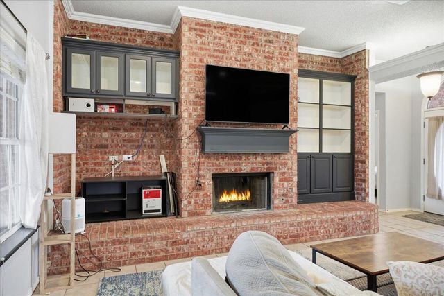 1931 77th Place, Lubbock, TX 79423