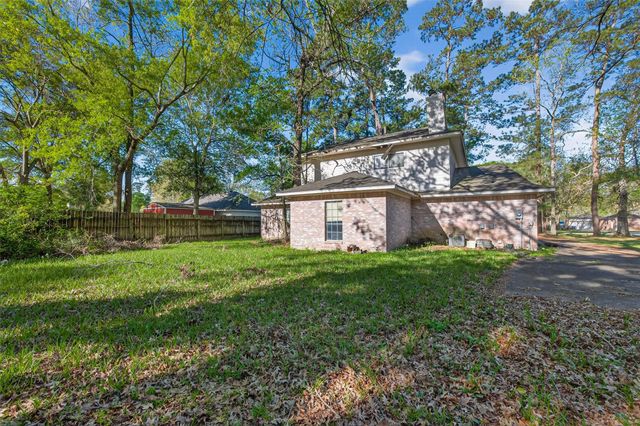 410 Caesars Circle, New Caney, TX 77357