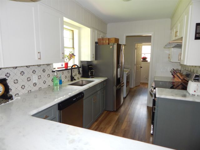 517 RONNETTE Drive, Tyler, TX 75703