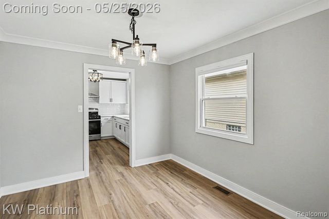 19070 Melvin Street, Roseville, MI 48066