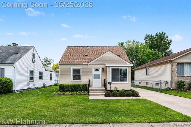 19070 Melvin Street, Roseville, MI 48066