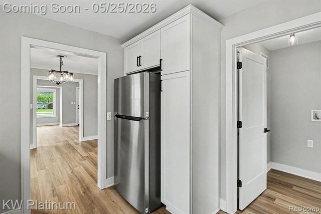 19070 Melvin Street, Roseville, MI 48066