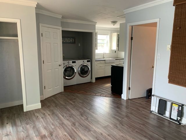 140 Riverbank Rd, Northampton, MA 01060