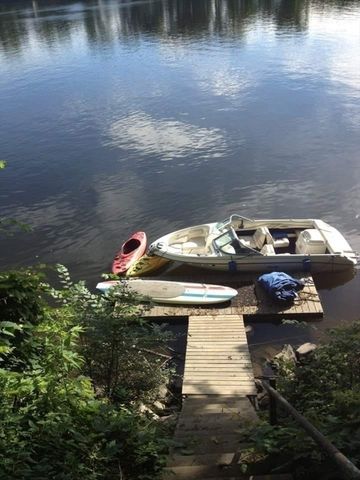 140 Riverbank Rd, Northampton, MA 01060