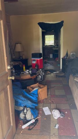 241 Owens Street, Houston, TX 77029