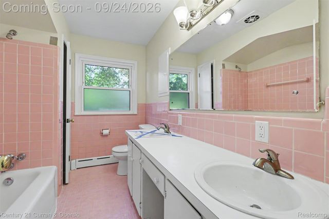 22300 Lanse Street, St. Clair Shores, MI 48081