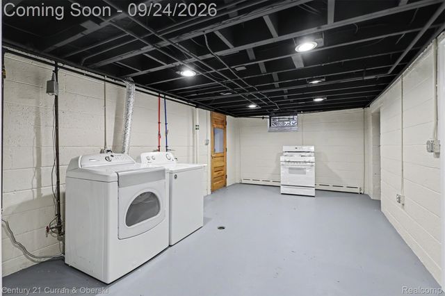 22300 Lanse Street, St. Clair Shores, MI 48081