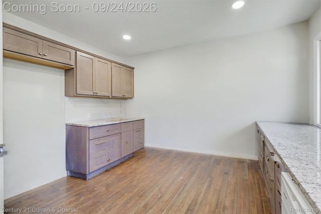22300 Lanse Street, St. Clair Shores, MI 48081