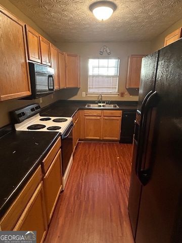 5860 Trent Walk Drive, Lithonia, GA 30038