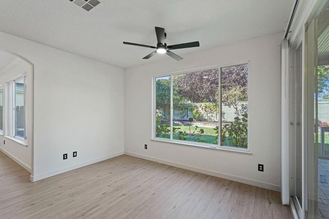 1133 Hartwell Ave, Stockton, CA 95209