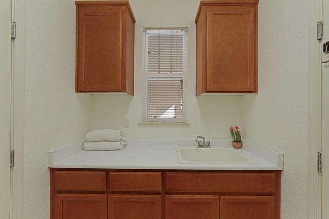 1133 Hartwell Ave, Stockton, CA 95209