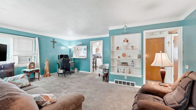 4910 Buell Drive, Fort Wayne, IN 46807