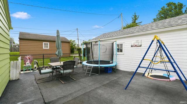 4910 Buell Drive, Fort Wayne, IN 46807