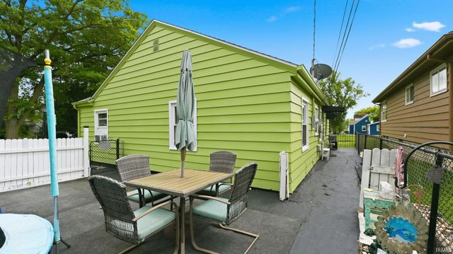 4910 Buell Drive, Fort Wayne, IN 46807