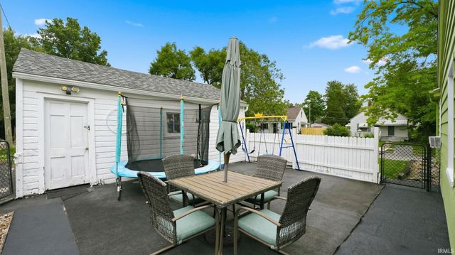 4910 Buell Drive, Fort Wayne, IN 46807