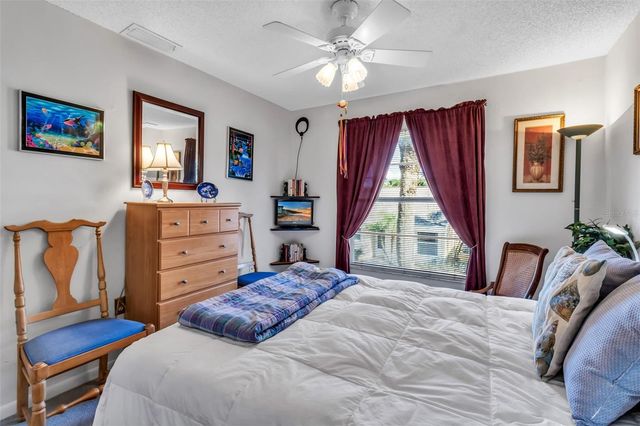 6310 7TH AVENUE W 6310, Bradenton, FL 34209