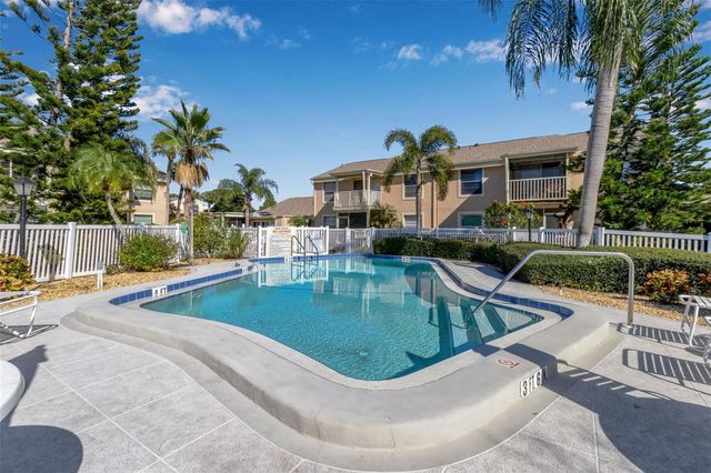 6310 7TH AVENUE W 6310, Bradenton, FL 34209