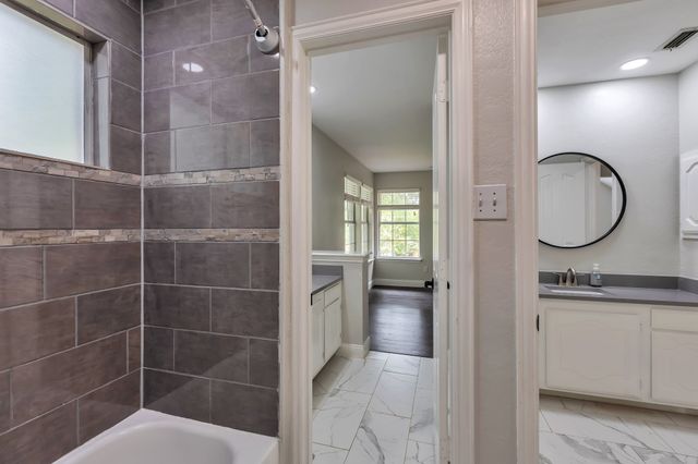 3825 Misty Glen Court, Bedford, TX 76021